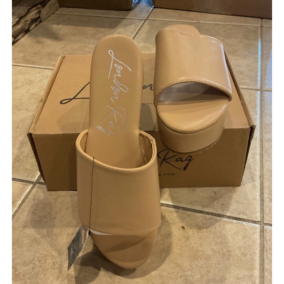 Karly Chunky Platform Sliders - Picture 2 of 7